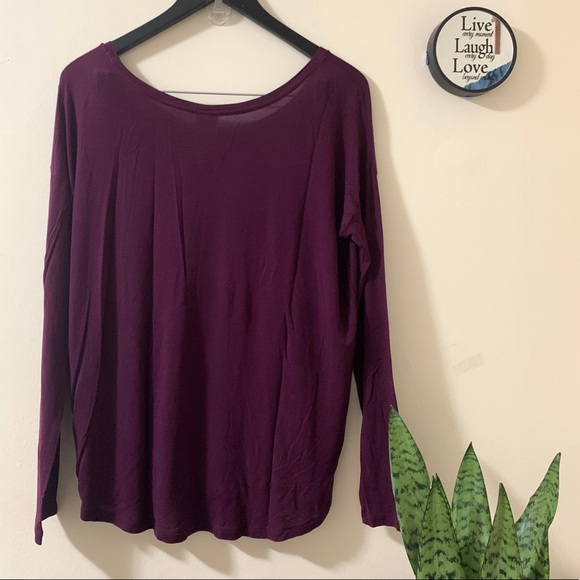 Pink VS Scoop Neck Long sleeves Top - Picture 2 of 9